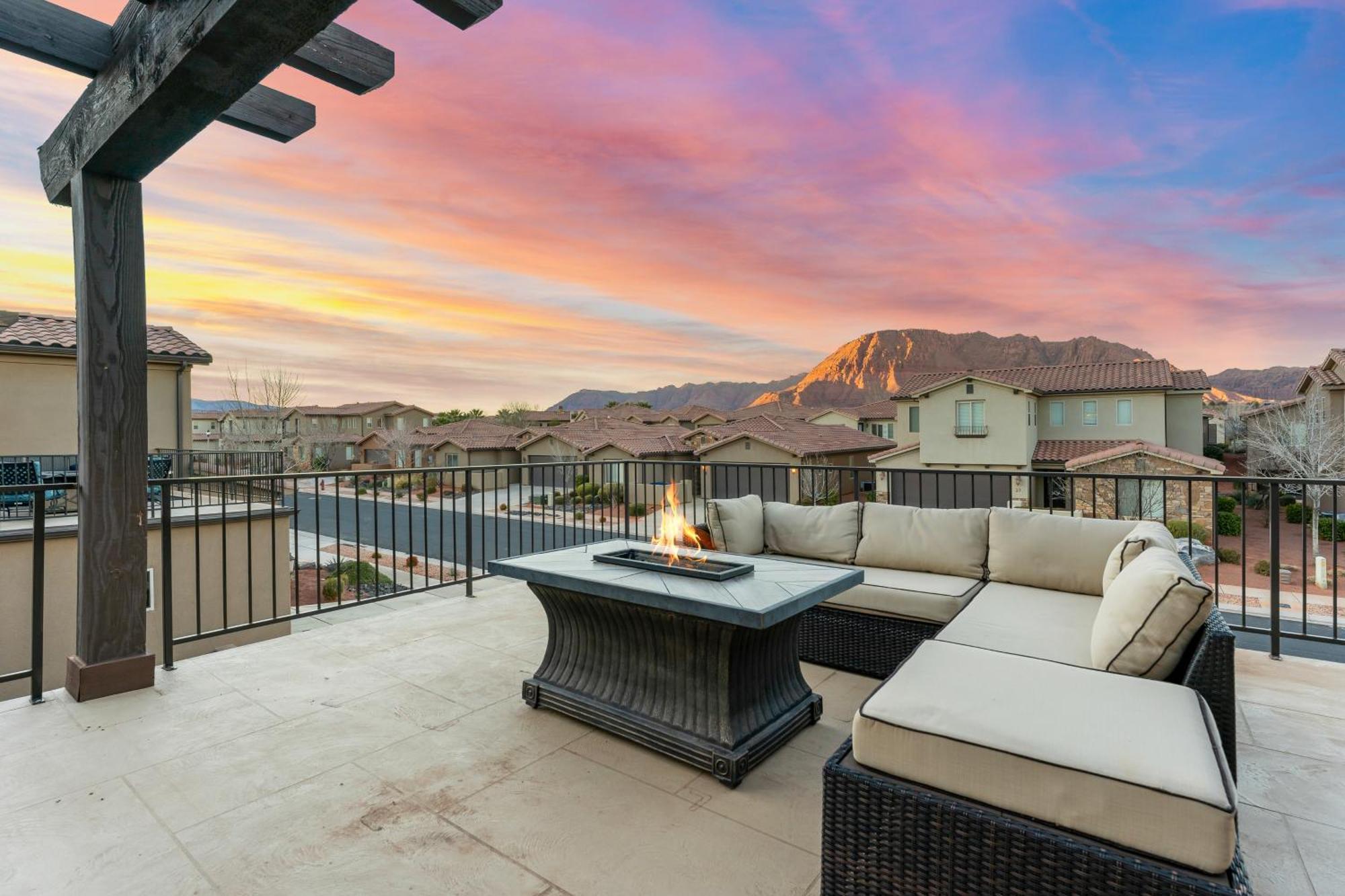 Adventure Awaits #81 Townhouse Villa Santa Clara Exterior photo