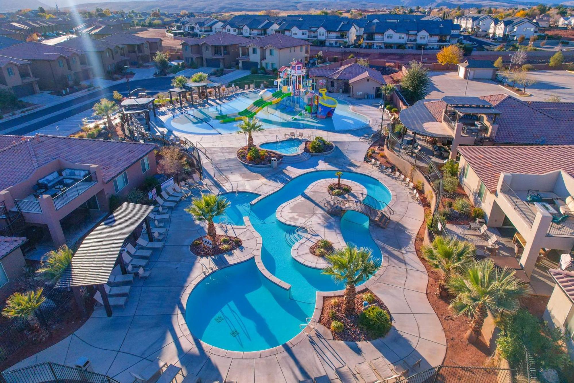 Adventure Awaits #81 Townhouse Villa Santa Clara Exterior photo